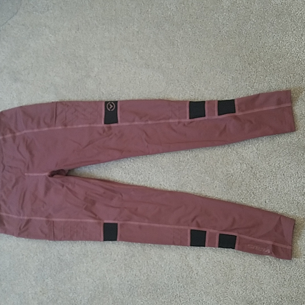 Virus leggings